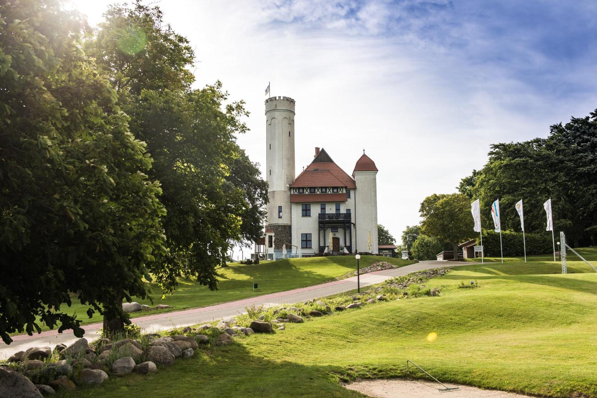 Romantik Hotel Schloss Ranzow Lohme Exterior photo