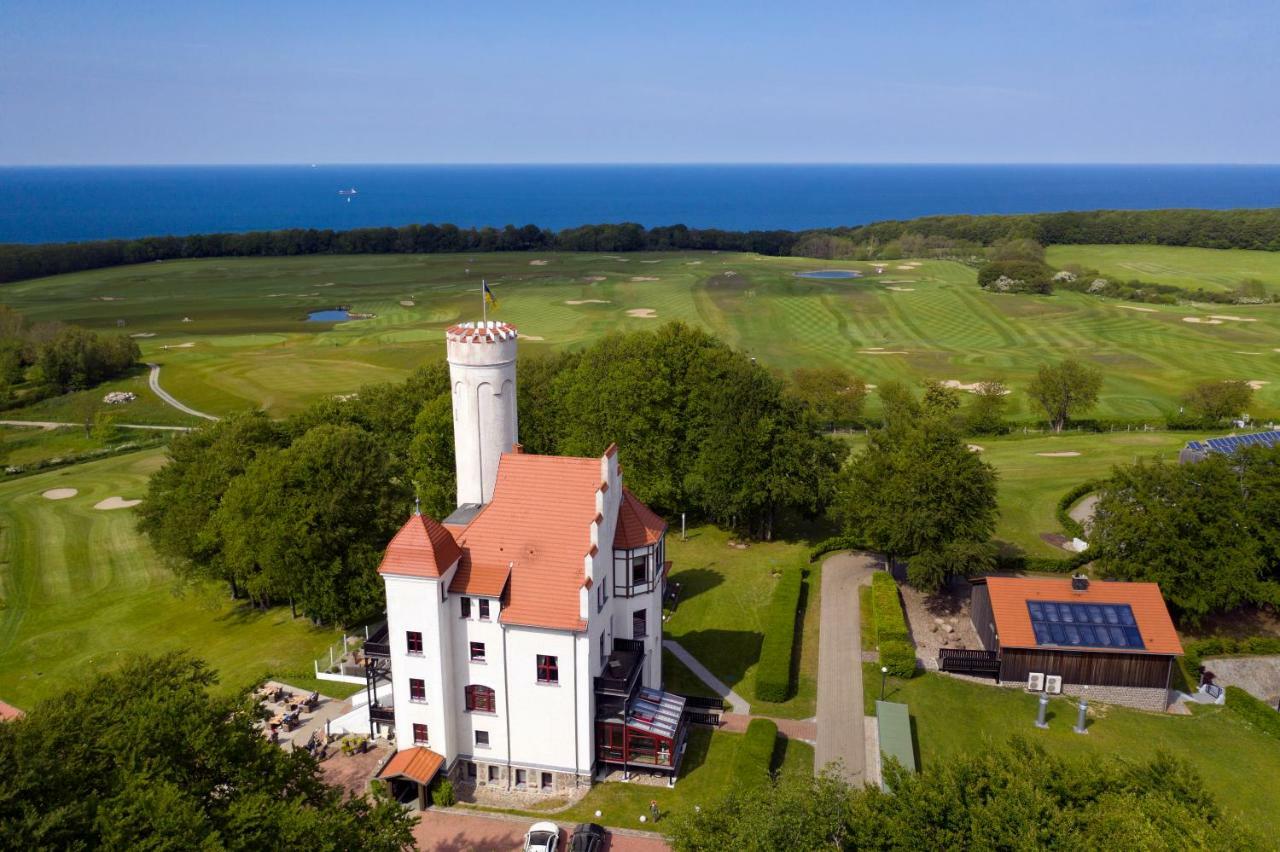 Romantik Hotel Schloss Ranzow Lohme Exterior photo